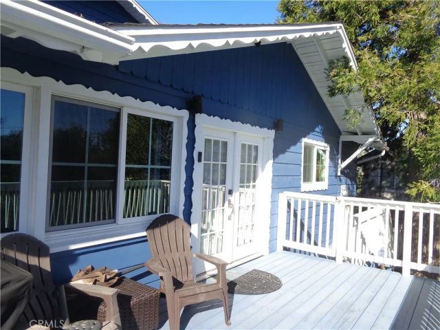 210 Wylerhorn Drive, Crestline, CA 92325