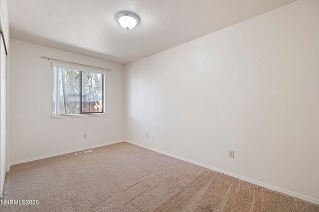 401 Kathy Avenue, Yerington, NV 89447