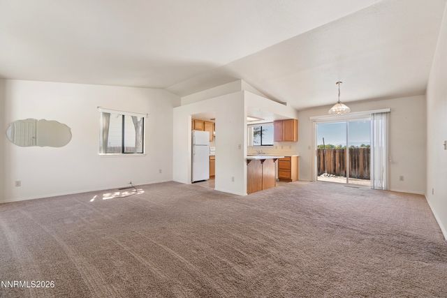 401 Kathy Avenue, Yerington, NV 89447