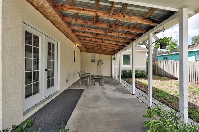 5337 2ND AVENUE N, St Petersburg, FL 33710
