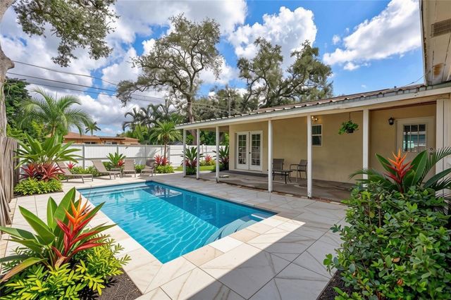 5337 2ND AVENUE N, St Petersburg, FL 33710