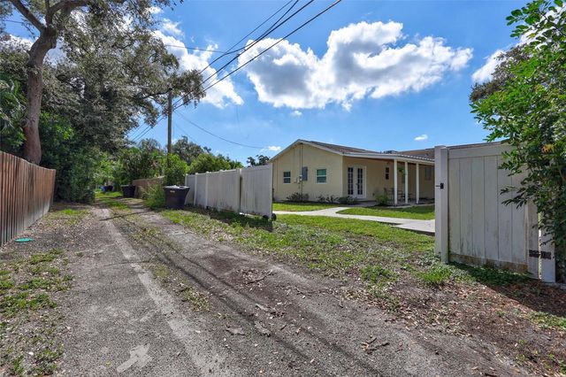 5337 2ND AVENUE N, St Petersburg, FL 33710