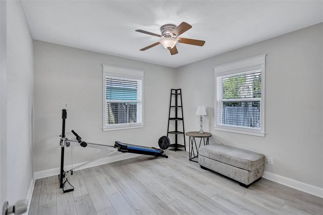 5337 2ND AVENUE N, St Petersburg, FL 33710