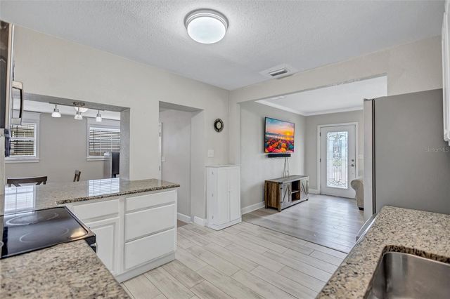 5337 2ND AVENUE N, St Petersburg, FL 33710