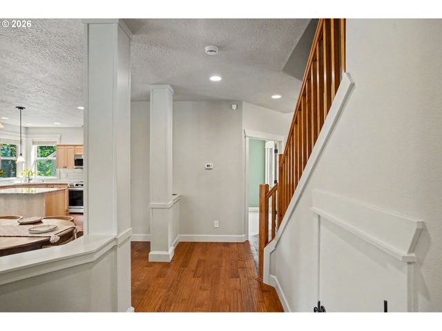 2369 DALKE RIDGE Dr Nw, Salem, OR 97304