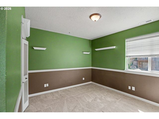 2369 DALKE RIDGE Dr Nw, Salem, OR 97304