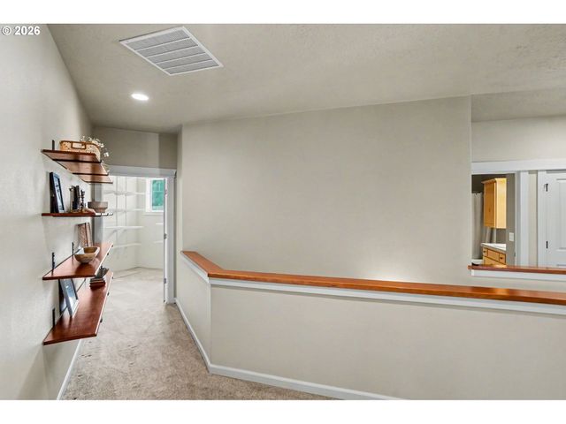 2369 DALKE RIDGE Dr Nw, Salem, OR 97304