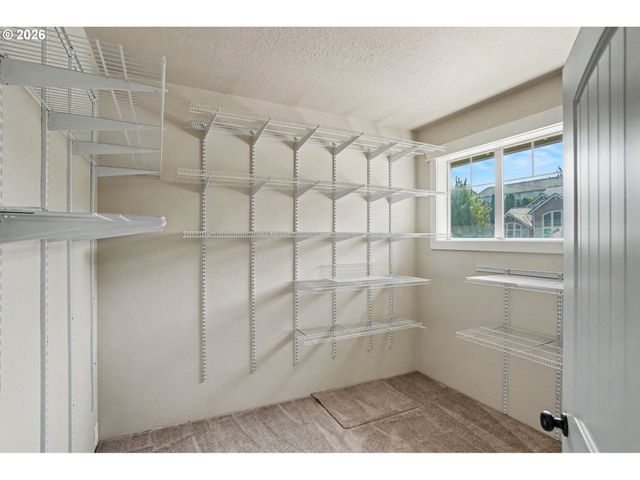 2369 DALKE RIDGE Dr Nw, Salem, OR 97304