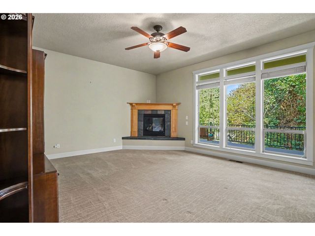 2369 DALKE RIDGE Dr Nw, Salem, OR 97304