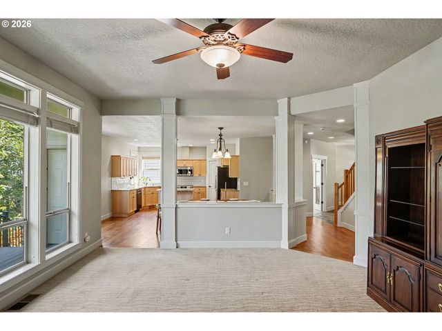 2369 DALKE RIDGE Dr Nw, Salem, OR 97304