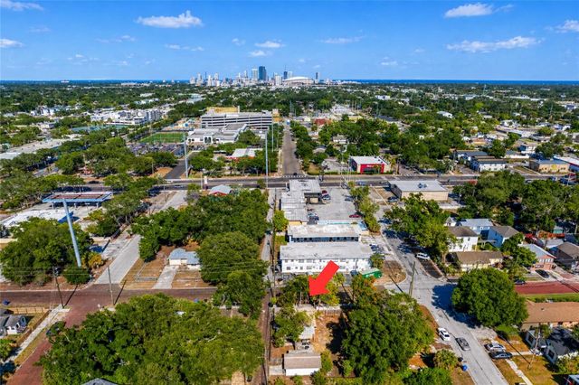 225 35TH STREET S, St Petersburg, FL 33711