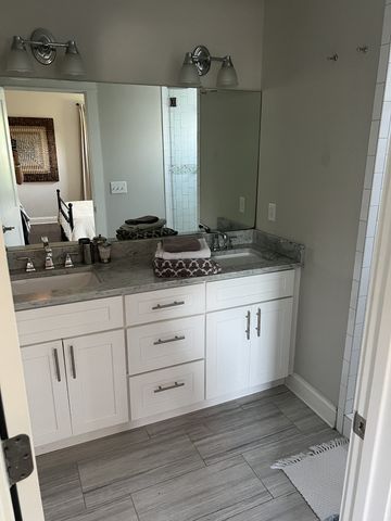 2909 Murray Cir, Nashville, TN 37216