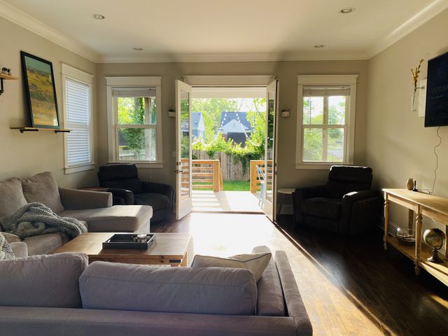 2909 Murray Cir, Nashville, TN 37216