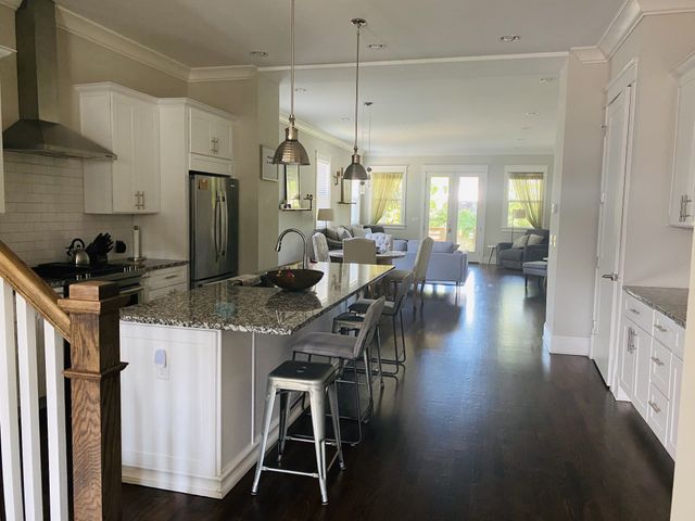 2909 Murray Cir, Nashville, TN 37216