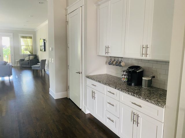 2909 Murray Cir, Nashville, TN 37216