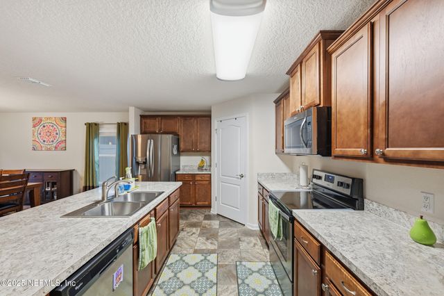 4068 GREAT FALLS Loop, Middleburg, FL 32068