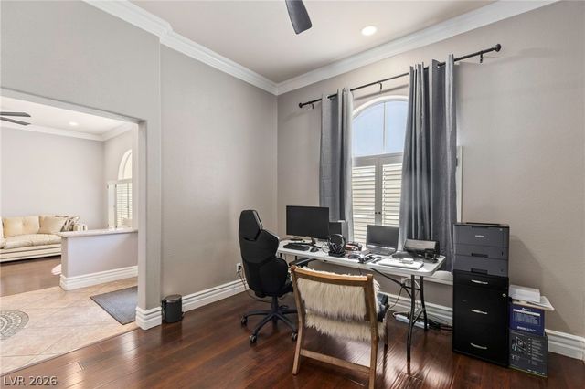 9462 Malasana Court, Las Vegas, NV 89147