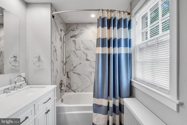 445 VANNEST, Ewing, NJ 08618