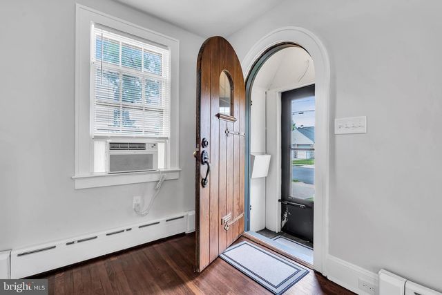 445 VANNEST, Ewing, NJ 08618