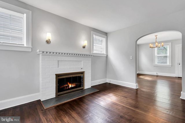 445 VANNEST, Ewing, NJ 08618