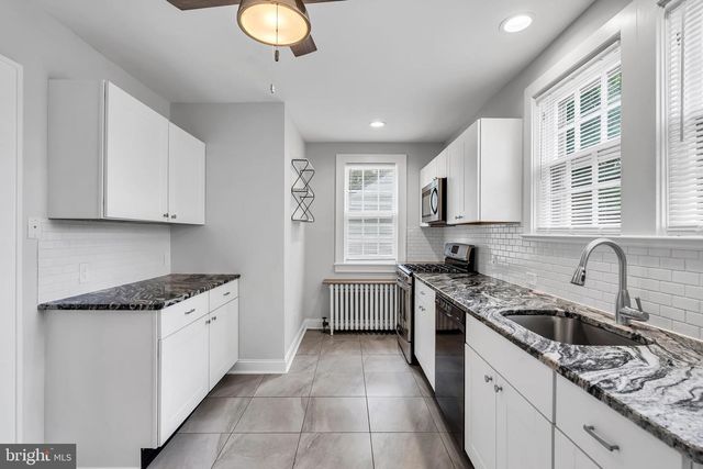 445 VANNEST, Ewing, NJ 08618