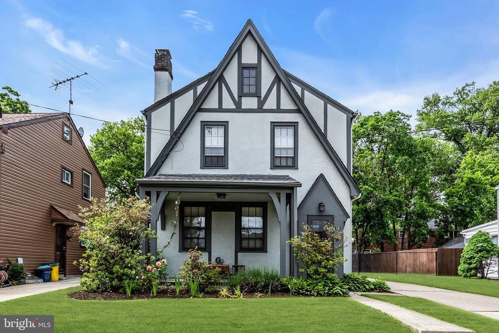 445 VANNEST, Ewing, NJ 08618