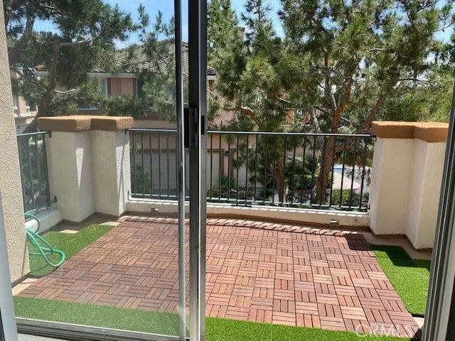 2003 Ladrillo Aisle, Irvine, CA 92606