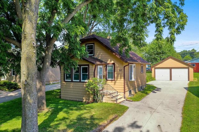 317 LAU STREET, Green Bay, WI 54302