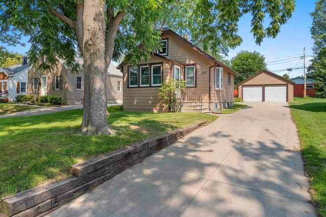 317 LAU STREET, Green Bay, WI 54302