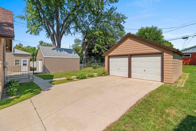 317 LAU STREET, Green Bay, WI 54302