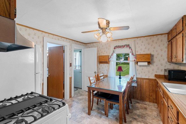 317 LAU STREET, Green Bay, WI 54302