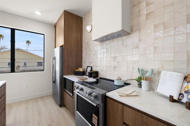 4019 HARRISBURG STREET NE, St Petersburg, FL 33703