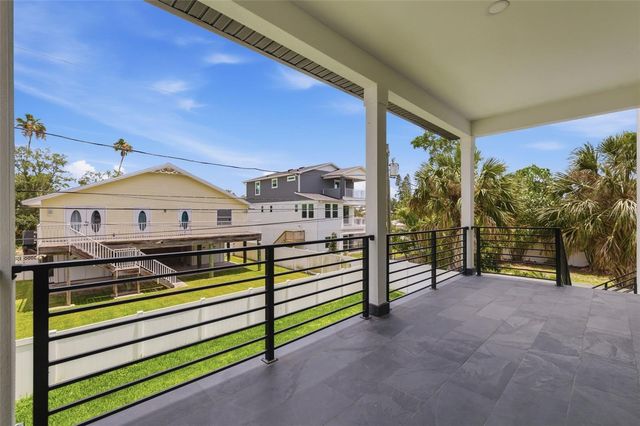 4019 HARRISBURG STREET NE, St Petersburg, FL 33703