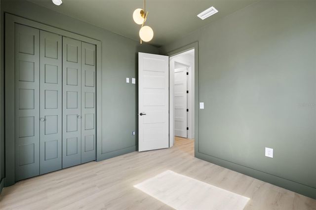 4019 HARRISBURG STREET NE, St Petersburg, FL 33703