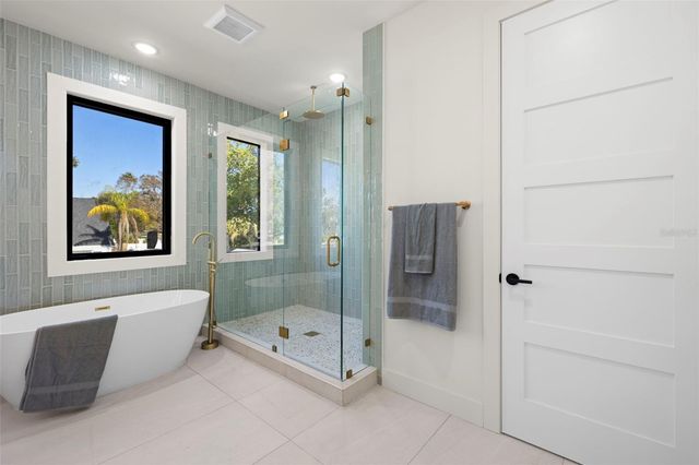4019 HARRISBURG STREET NE, St Petersburg, FL 33703