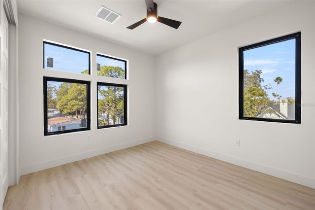 4019 HARRISBURG STREET NE, St Petersburg, FL 33703