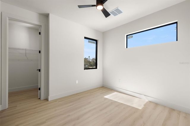 4019 HARRISBURG STREET NE, St Petersburg, FL 33703