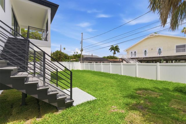 4019 HARRISBURG STREET NE, St Petersburg, FL 33703