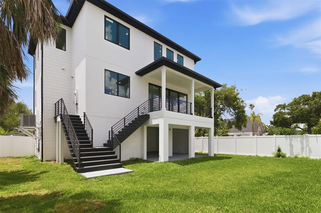 4019 HARRISBURG STREET NE, St Petersburg, FL 33703