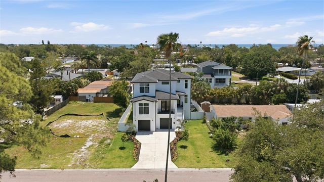 4019 HARRISBURG STREET NE, St Petersburg, FL 33703