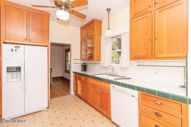 1017 N 1st Avenue, Tucson, AZ 85719