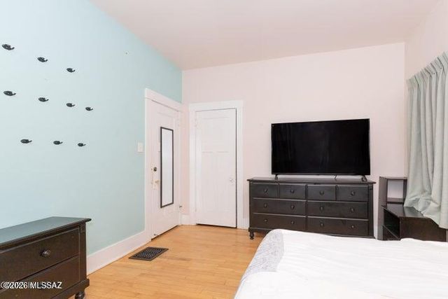 1017 N 1st Avenue, Tucson, AZ 85719