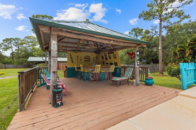 2725 Twin Oaks Trail, Fort Pierce, FL 34945