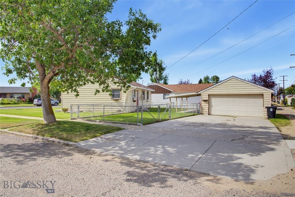 2655 St Ann Street, Butte, MT 59701 — photo 2