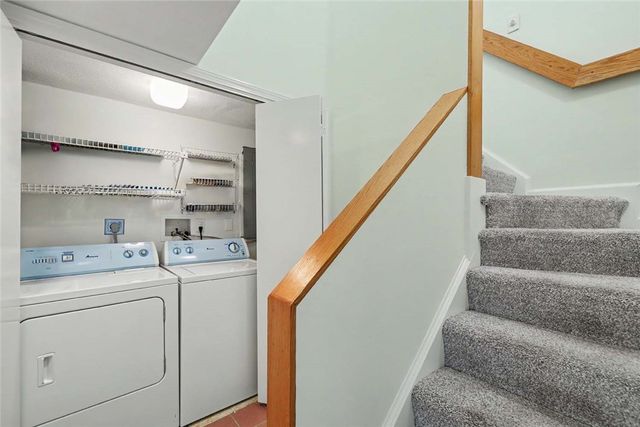 12 Sea Breeze Lane, Bristol, RI 02809