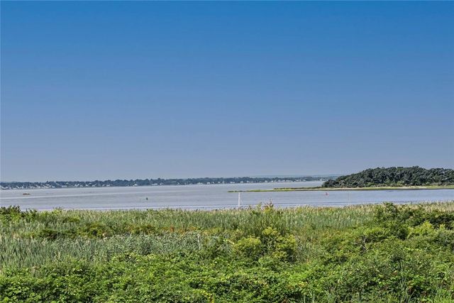 12 Sea Breeze Lane, Bristol, RI 02809