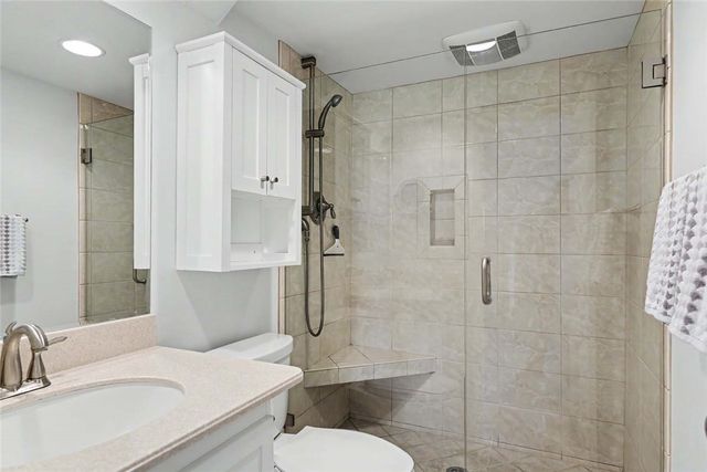 12 Sea Breeze Lane, Bristol, RI 02809