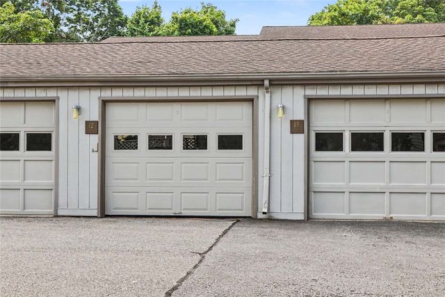 12 Sea Breeze Lane, Bristol, RI 02809