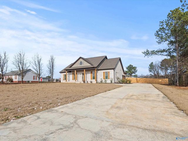 15685 Huntsville Brownsferry Road, Athens, AL 35611