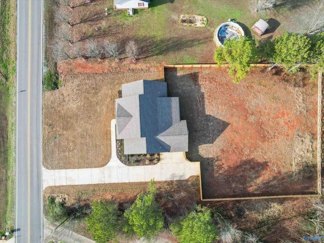 15685 Huntsville Brownsferry Road, Athens, AL 35611